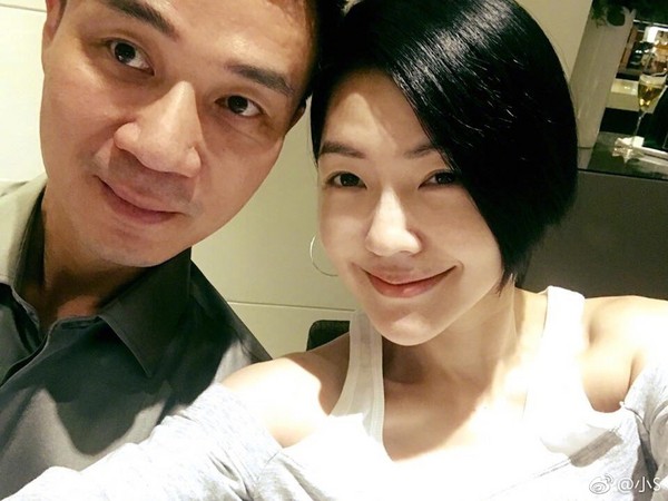 小S与老公