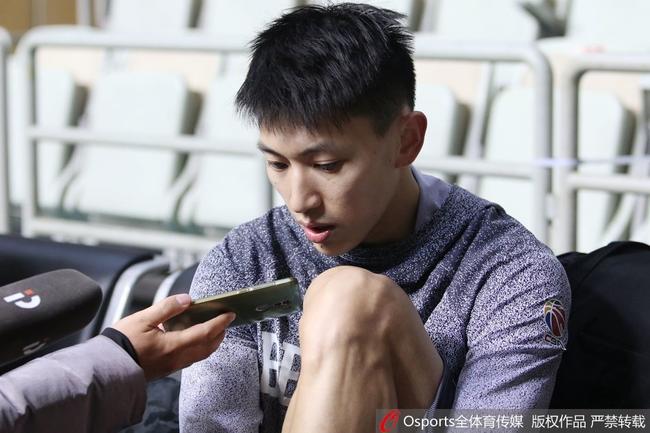 刘晓宇旧伤复发