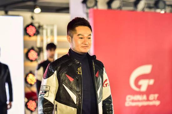 2017赛季上海站第七回合GT4组亚军何晓乐