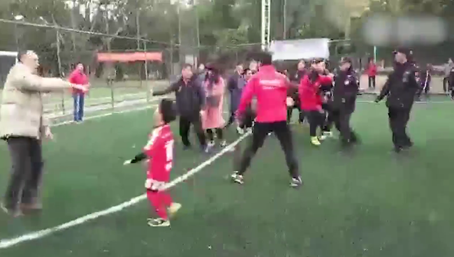 场面非常混乱