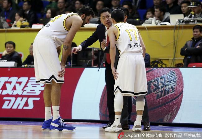 广厦今晚将应该季后赛首战