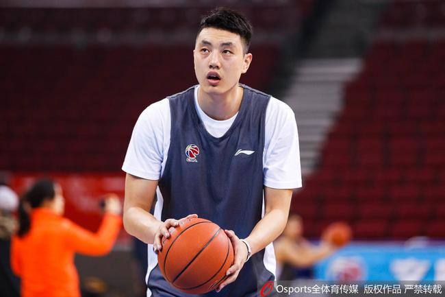 翟晓川能否上场需赛前评估