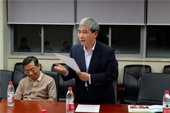裁判长唐建明