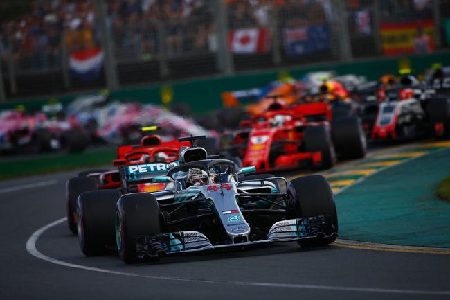 汉密尔顿在F1澳洲揭幕战中意外丢掉了分站冠军