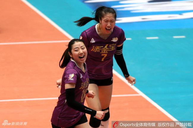 天津女排接应杨艺