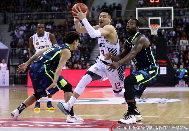 辽宁总分2-0领先广东