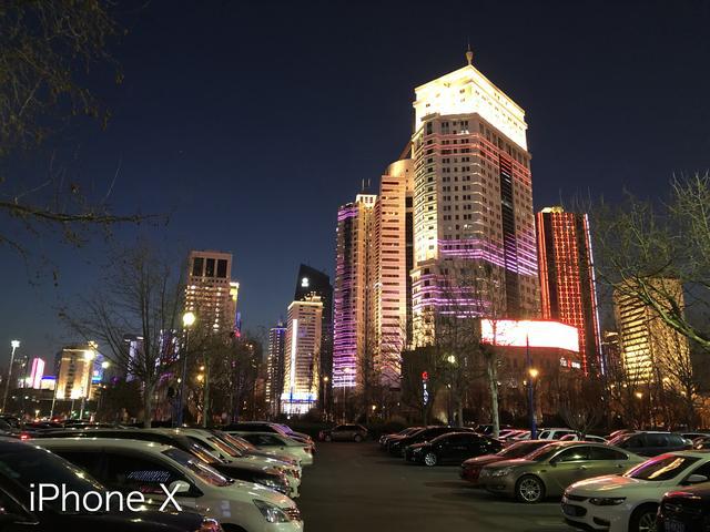 华为P20 Pro夜拍对比iPhone X，谁更懂得夜的美？