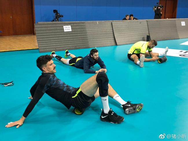 上海男排第三外援帕达