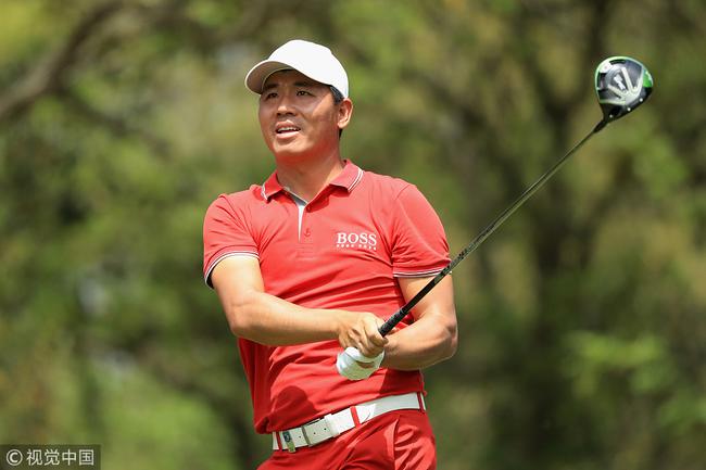 吴阿顺落后2杆排名并列第七位
