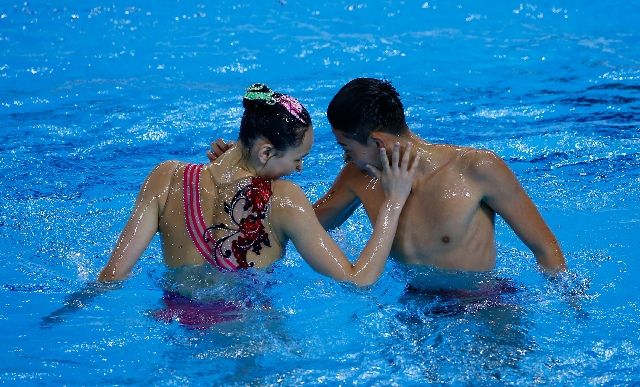 石浩玙（右）/张依瑶在混双自由自选决赛中 记者丁旭摄