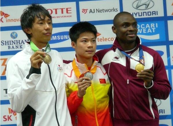 2014年仁川亚运会男子百米前三高濑慧(铜)、苏炳添(银)、奥古诺德(金)
