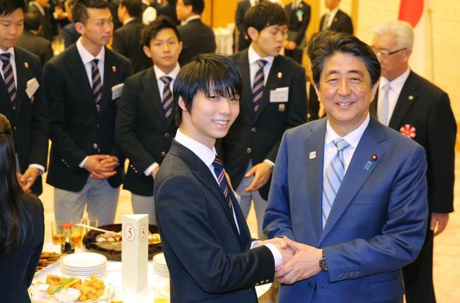 羽生结弦获安倍晋三接见