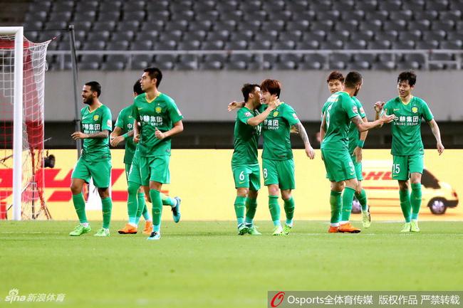 北京中赫国安客场2-1逆转战胜上港