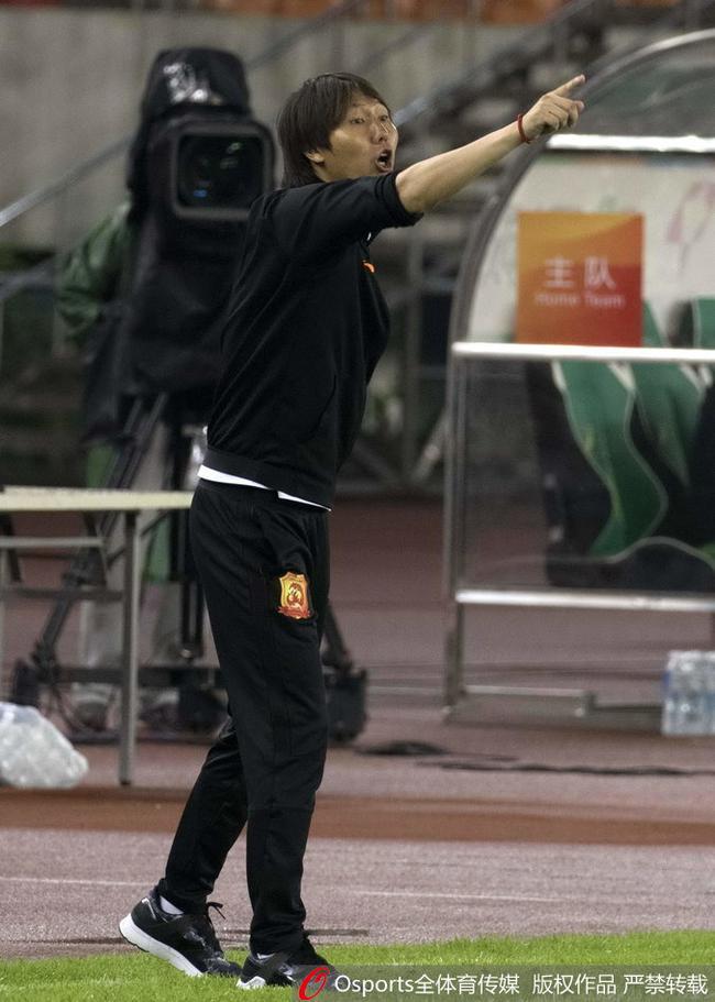 李铁指挥比赛
