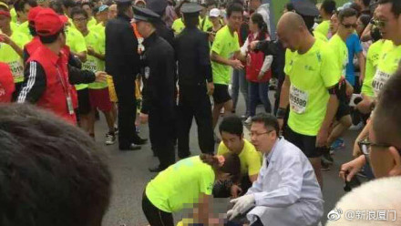 2016年厦门海沧国际半程马拉松比赛中发生“替跑者”猝死事件