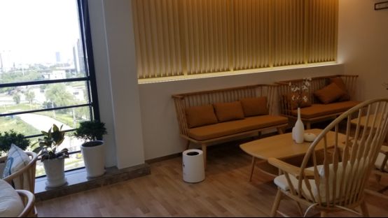 金诚集团仿佛书屋的满月记，“书虫”上线啦