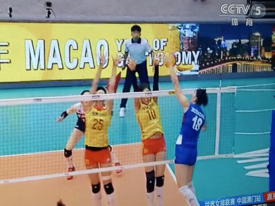 中国女排1比3负塞尔维亚女排
