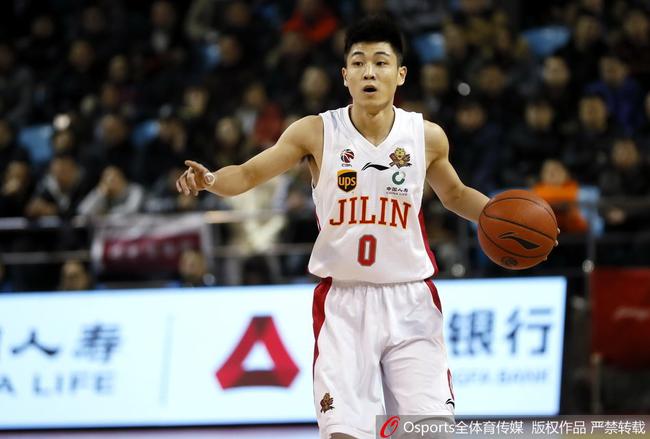 从板凳到主力,高诗岩这个赛季的成长速度惊人