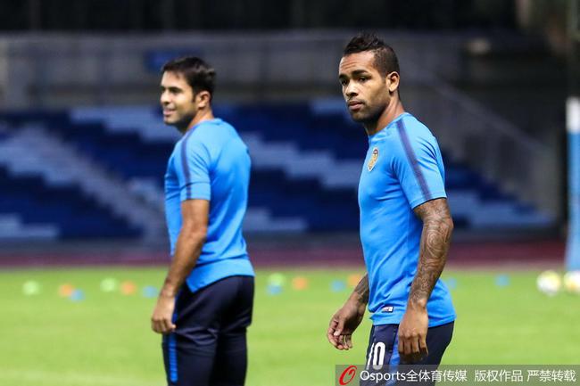江苏苏宁备战次回合