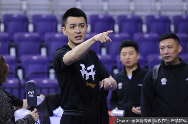 杨鸣