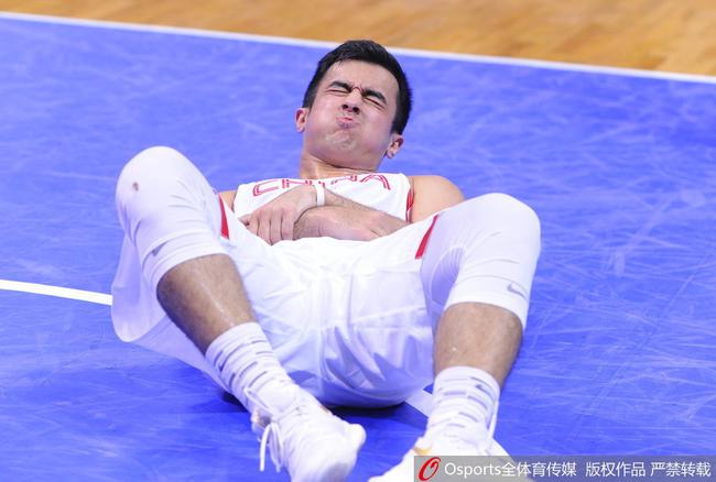 阿尔斯兰受伤