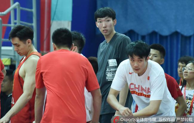 周琦和小丁