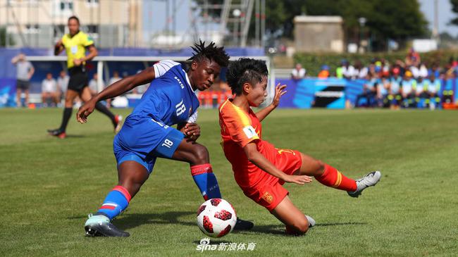 U20女足队员不够冷静