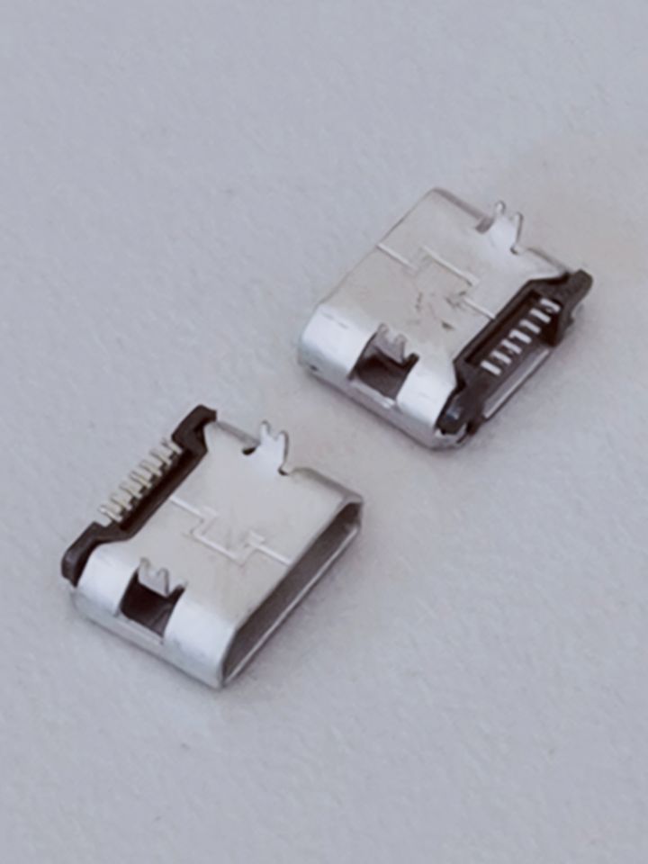 USB插座MICRO7P母座_板上两脚_脚间距5.9MM
