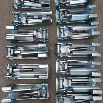 不锈钢夹持器M16螺栓导料槽挡煤皮卡子